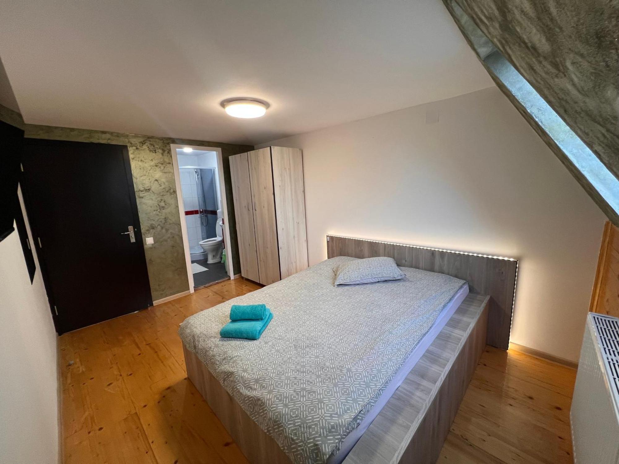 Little Bistro House Bed & Breakfast Targu Mures Luaran gambar